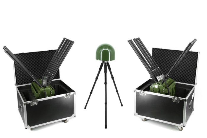Комплекс РЭБ Скания  D20 (1000W)