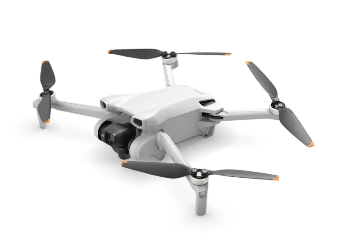 Квадрокоптер DJI Mini 3 Fly More Combo Plus