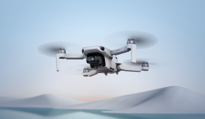 Квадрокоптер DJI Mini 4K Fly More Combo